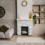 Jak zaaranżować przestrzeń wokół kominka?